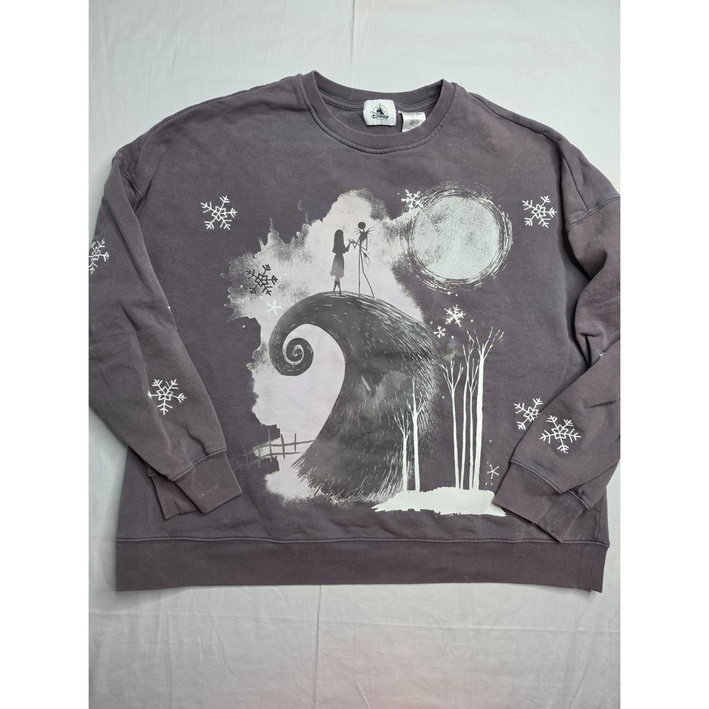 Disney Sweatshirt Women's Large Gray The Nightmare Before Christmas Crew Neck